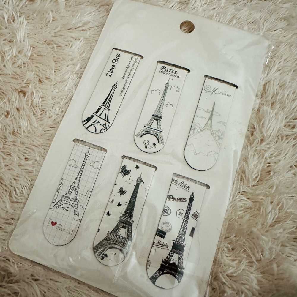Paris Eiffel Tower Wall Decor Set - Black and White